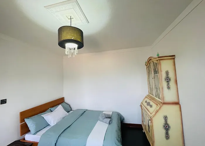 R2 Salina Seaview Retreat